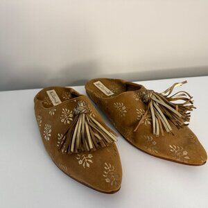 Llani Babouche in Gold Metallic Camel Slipper Moccasin Size 39